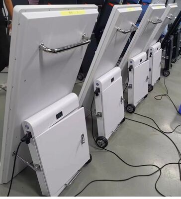 คิโอสก์จอสัมผัสที่ยืนบนพื้น 43 นิ้ว มีความละเอียด 1080P สําหรับการแสดงสัญญาณดิจิทัลและจอโฆษณาแบบปฏิสัมพันธ์