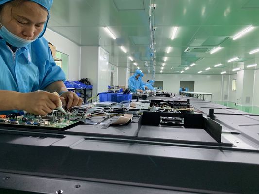 แผน LCD อินเตอร์เอคทีฟ แฟลตพาน์ล พร้อมอัตราส่วน 16:9 การสนับสนุนระบบปฏิบัติการคู่และ HDMI Inputs สําหรับการเรียนการสอนที่เพิ่มเติม