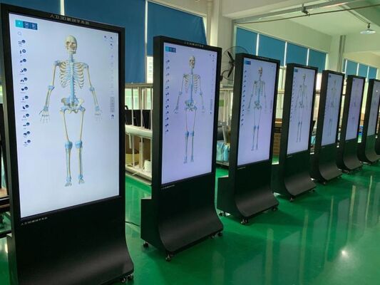 ระบบปฏิบัติการลินูคัส Digital Signage ด้วยสัดส่วนความแตกต่าง 4000 1 ทําให้ภาพที่ชัดเจนและสดใส และการอัพเดทเนื้อหาง่าย